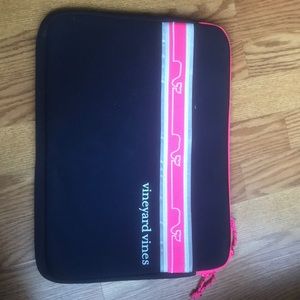 Vineyard vines laptop case